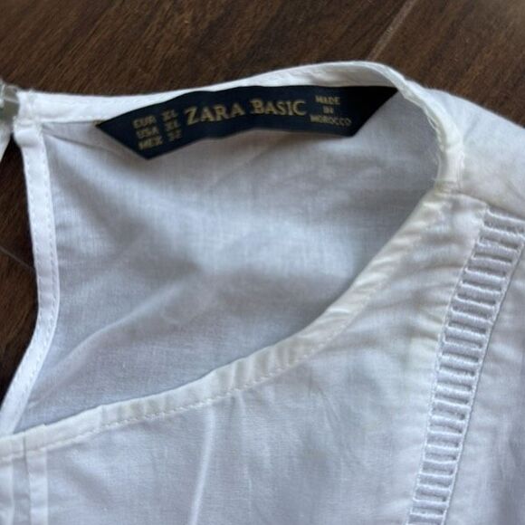 Zara Basics XL white blouse with pintuck and ruffle details on the front and sle - Picture 3 of 3